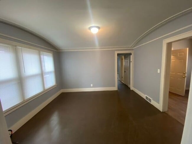 Photo - Huge 3 bedroom Accepting Section 8- NO DEPOSIT