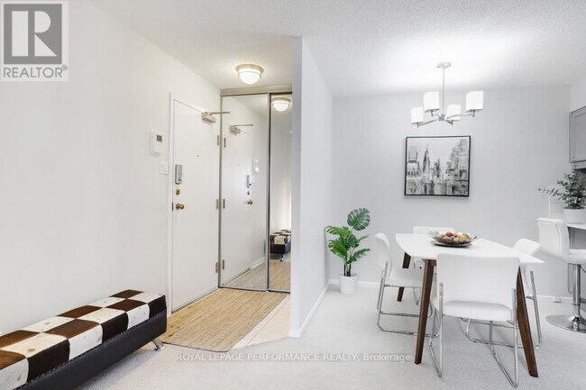 Photo - 142 Waverley St Unit 2D