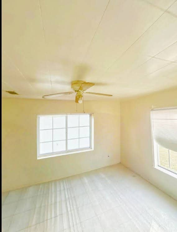 Photo - 533 Stillwood Dr