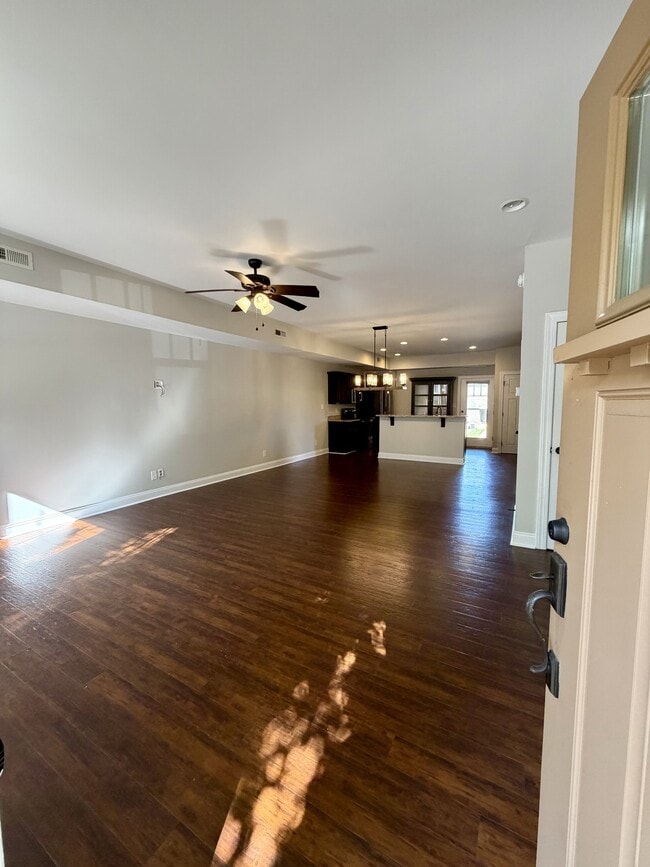 Photo - 127 Portico Street