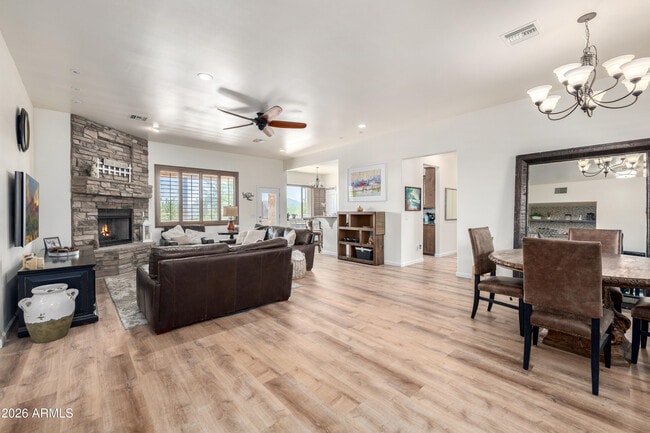 Photo - 1415 W Lavitt Ln