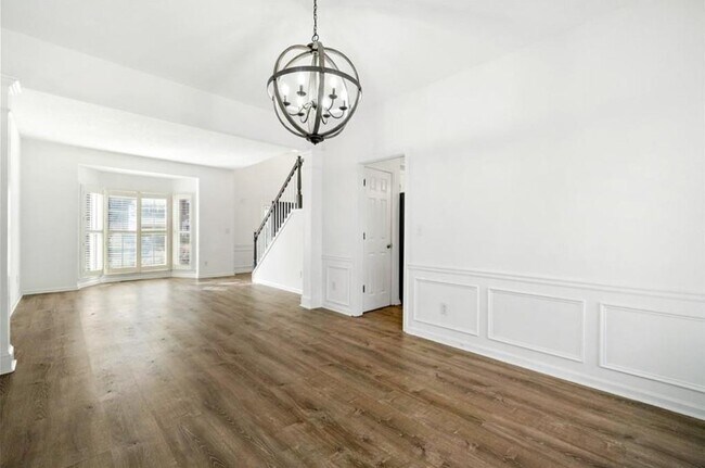 Photo - 10895 Glenbarr Dr