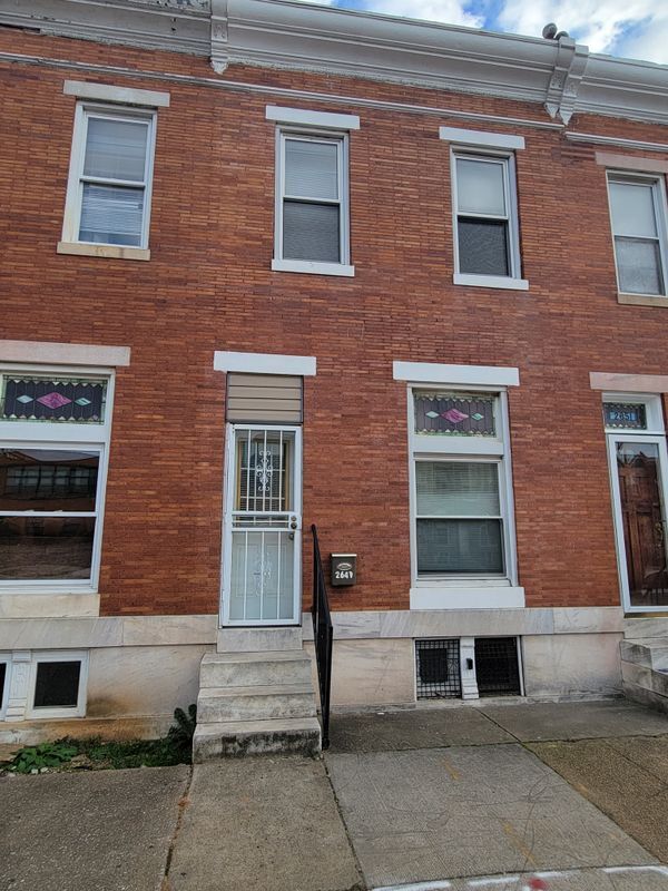 Photo - 2649 WILKENS AVE