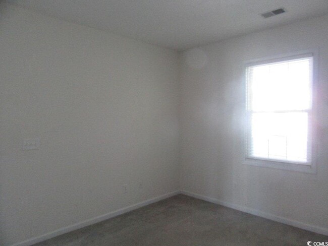 Photo - 601 Hillside Dr