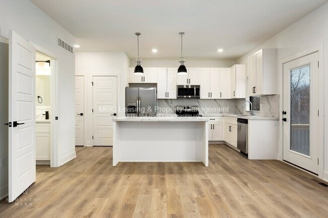 Photo - 6523 Marsh Ave