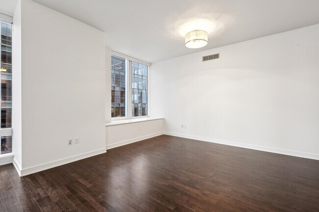 Photo - 301 Mission St Unit 33A