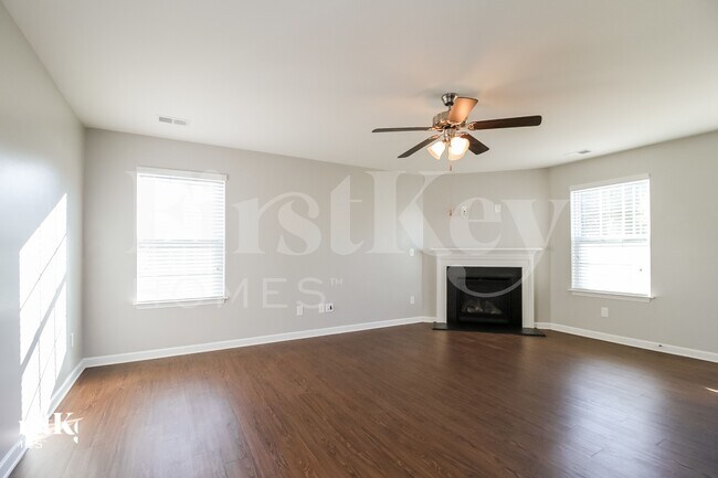 Photo - 1655 Haddington Point Dr