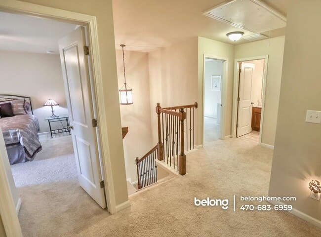 Photo - 206 Manous Way