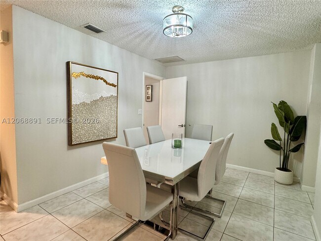 Photo - 7049 Marlberry Ln