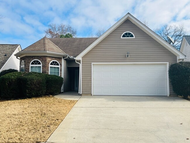 Welcome home! 3 Bedroom 2 Bath home in Sum... - Welcome home! 3 Bedroom 2 Bath home in Sum...