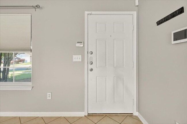 Photo - 2110 Encino Dr