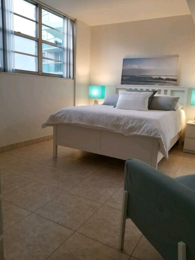 3801 S Ocean Dr Unit 7Q