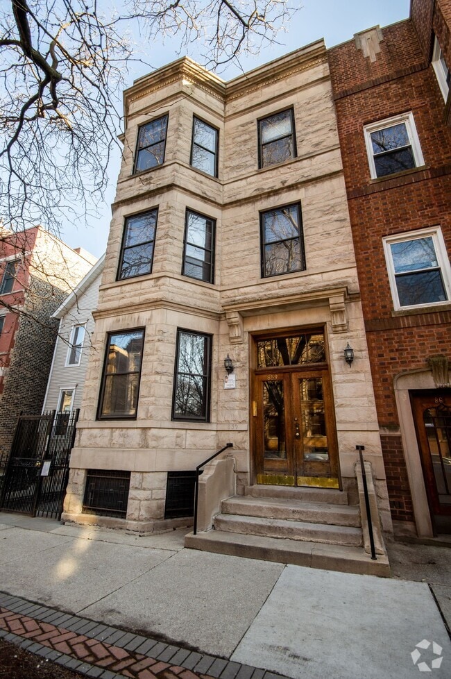 Building Photo - 859 W Fletcher St Rental