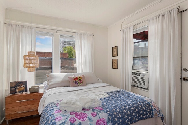 Photo - 110 W Meadow St Unit FL2-ID1221801P