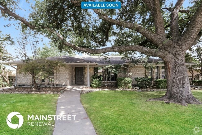 Building Photo - 1608 Cloister Way Rental