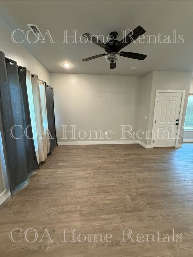 Photo - 1719 S Limuel Cir