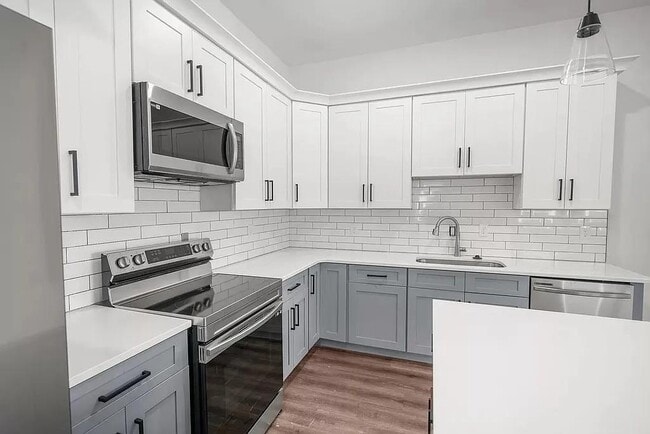 Building Photo - 4318 Woods St