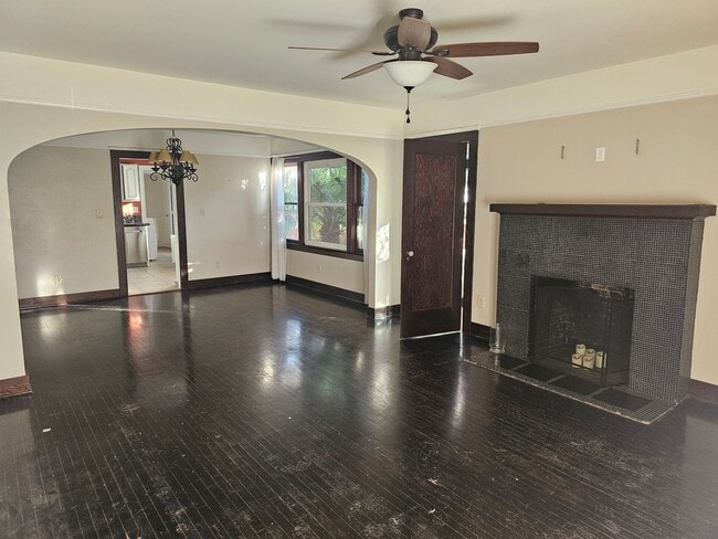 Photo - 133 N Tassajara Dr