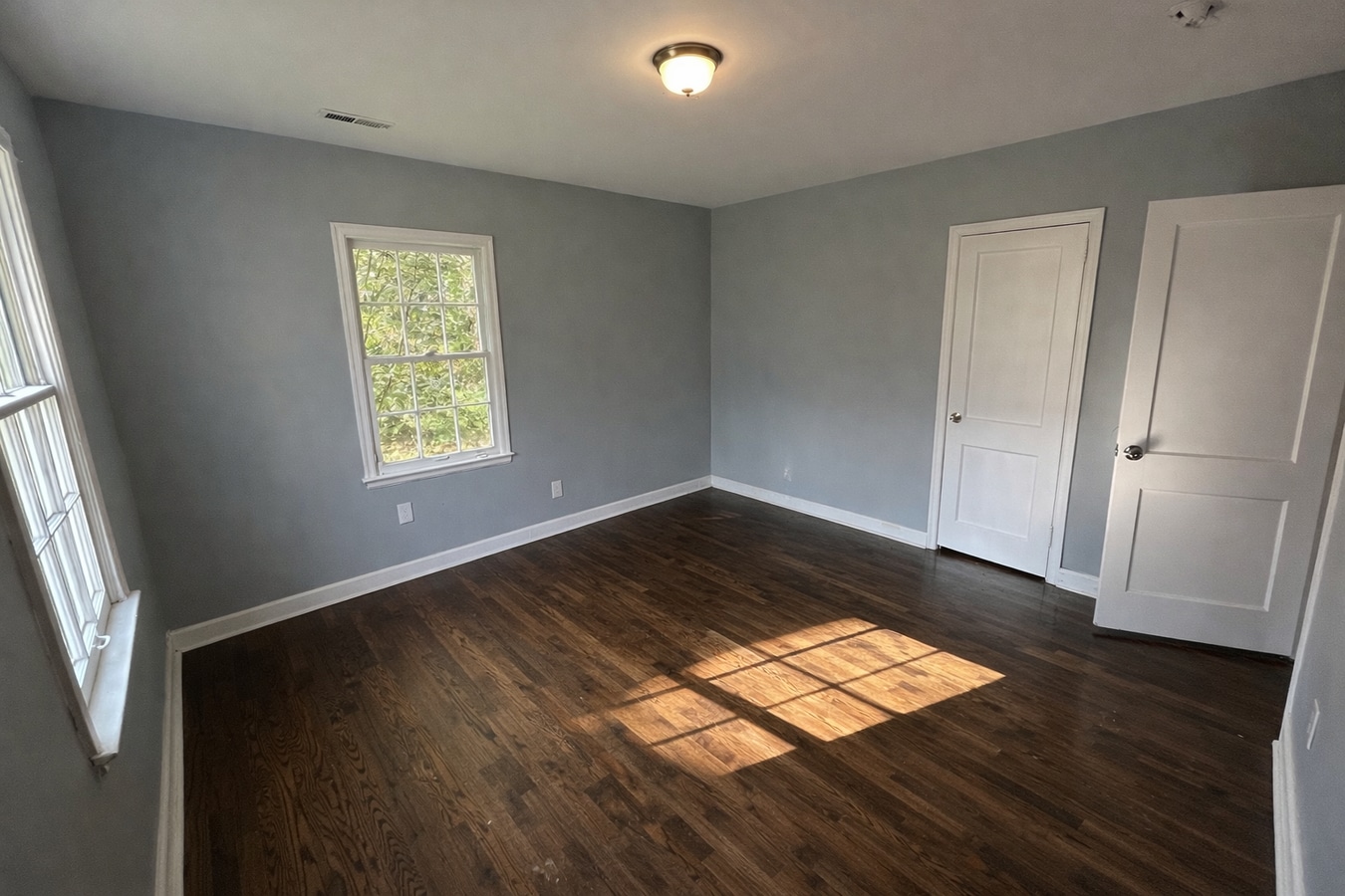 Photo - 2037 Highview Rd SW