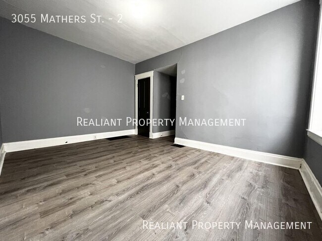 Photo - 3055 Mathers St Unidad 2