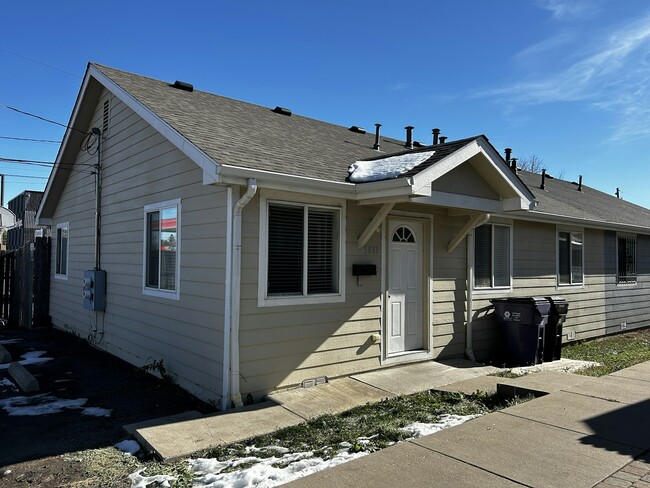 Photo - 3033 W Custer Pl Townhome