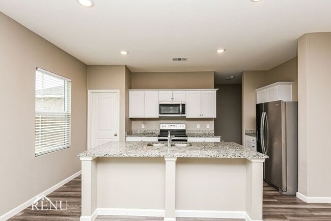 Photo - 13320 Wysong Dr