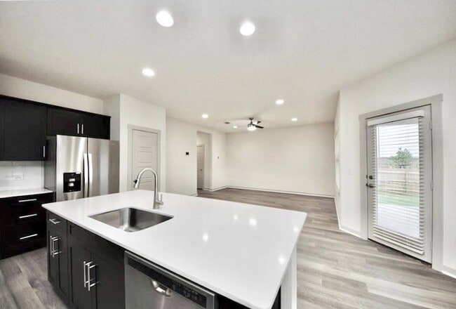 Photo - 1056 Winnsboro Lp