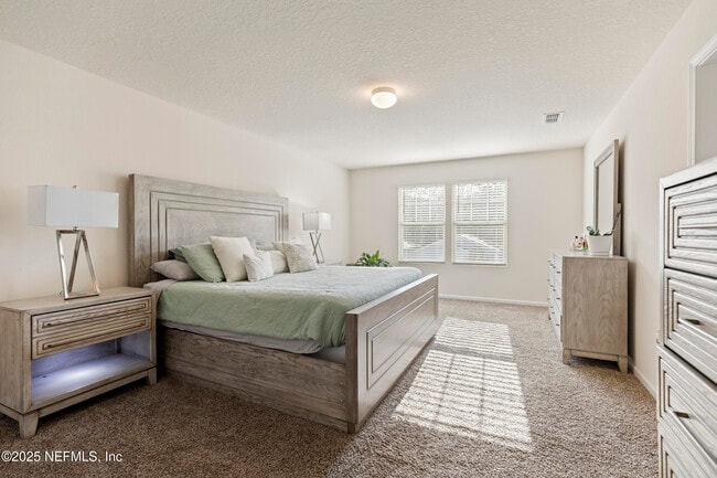 Photo - 2411 Oak Stream Dr