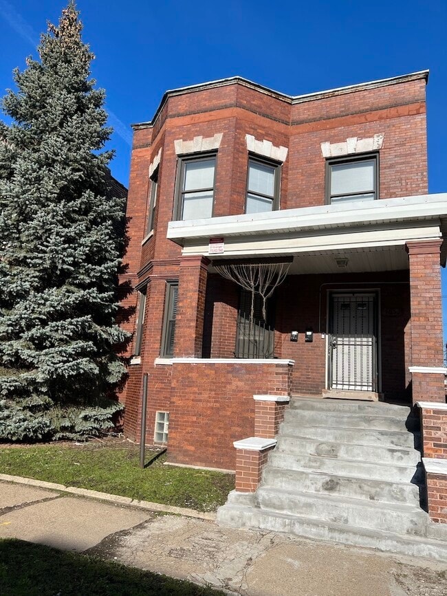 Photo - 7053 S Eberhart Ave House