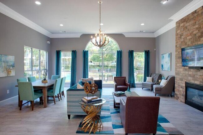 Photo - 2551 Hall - Johnson Rd Unit b2