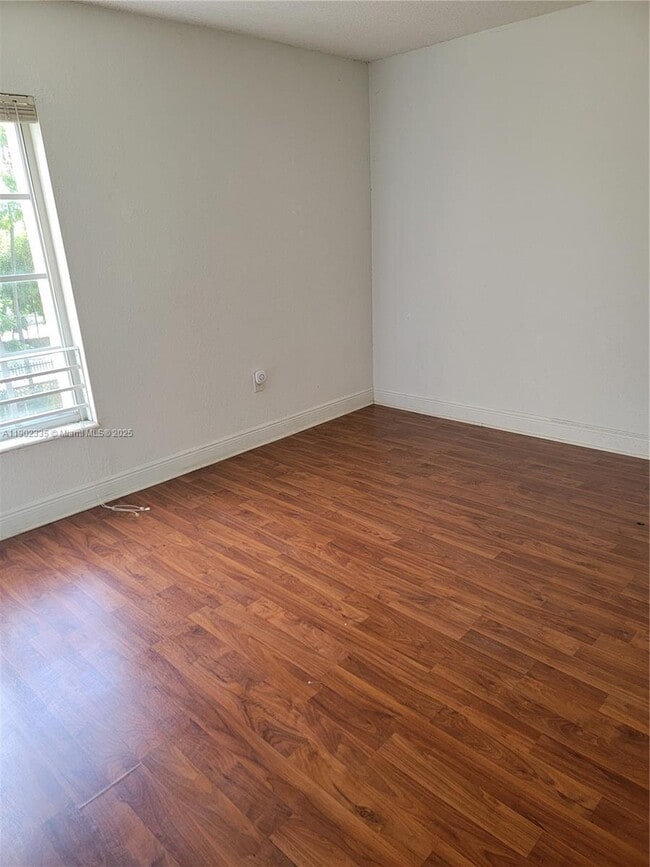 Photo - 4804 NW 79th Ave Unit 303