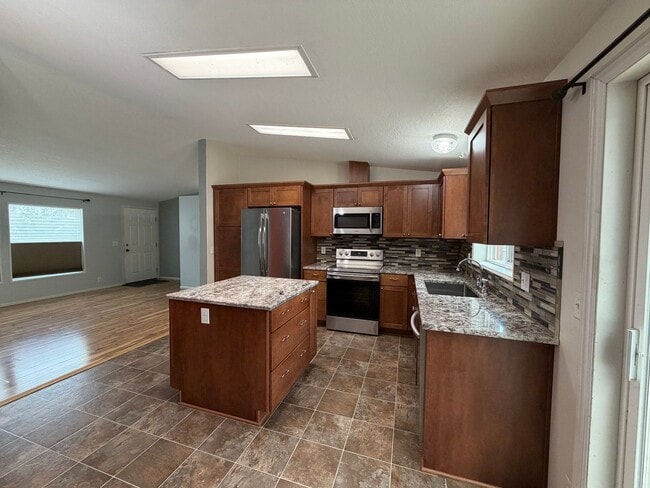 Photo - Spacious 3 Bed 2 Bath Springfield Home With Bonus Room and Extra Storage