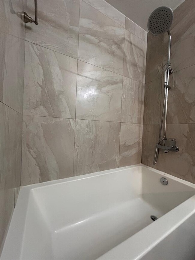 Photo - 8922 Trone Cir