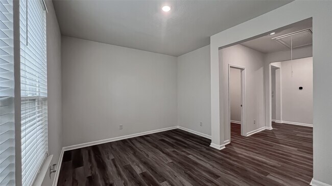 Building Photo - 25507 Reign Wayman Ct