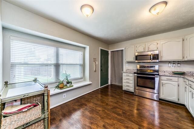 Photo - 1316 Clearview Dr