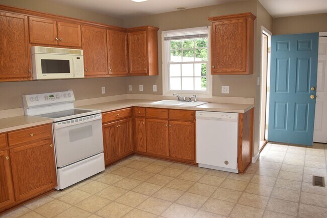 2820-A/B 12th Ave SW