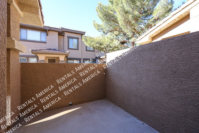 Photo - 1225 N 36th St Unit 1111