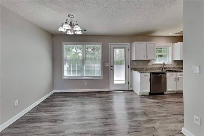 Photo - 100 Rosemont Ct