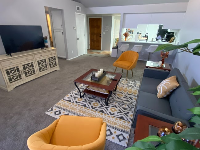 Photo - 9047 E Winchcomb Dr Townhome