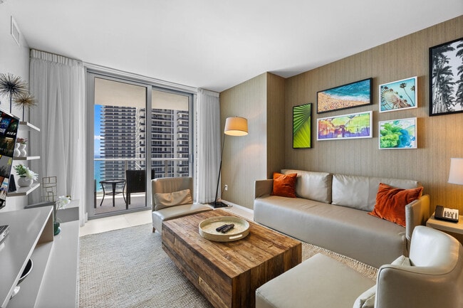 Building Photo - 4111 S Ocean Dr Rental