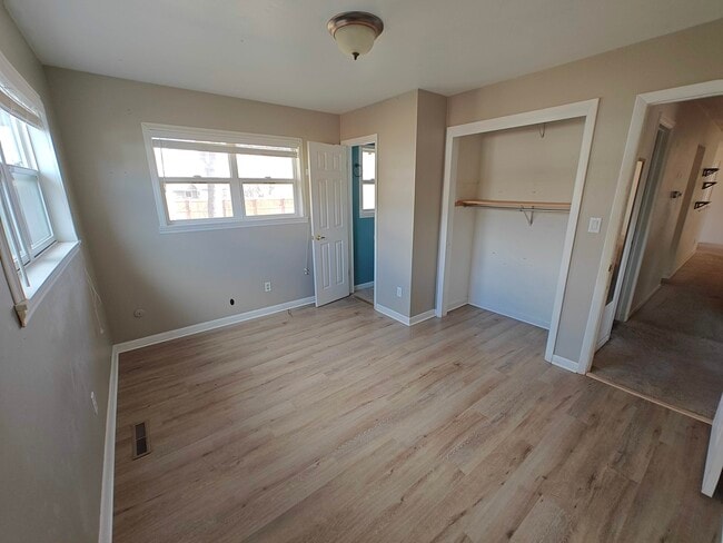 Master bedroom - 820 Verde Ave