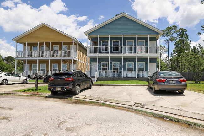 Photo - 2504 Gladiolus St Unit B