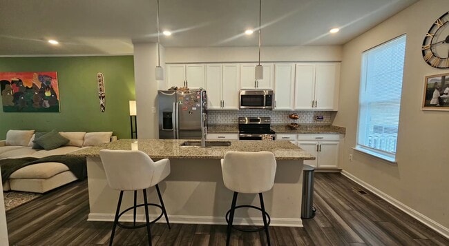 Photo - 106 Extrovert Dr