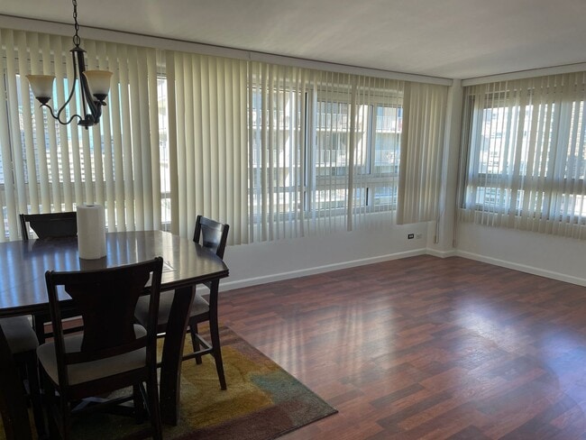 Photo - FAIRWAY MANOR