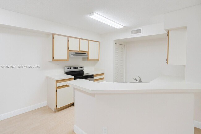 9999 Summerbreeze Dr Unit 216