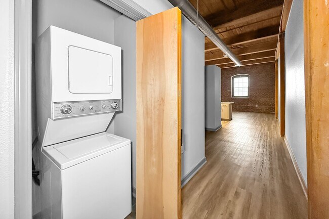 Emery Lofts