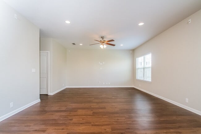 Photo - 3405 Whimsical Dr
