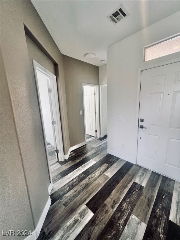 Photo - 1512 Remembrance Hill St