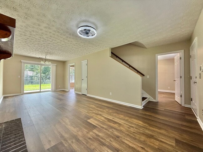 Photo - 279 Rice Gate Dr
