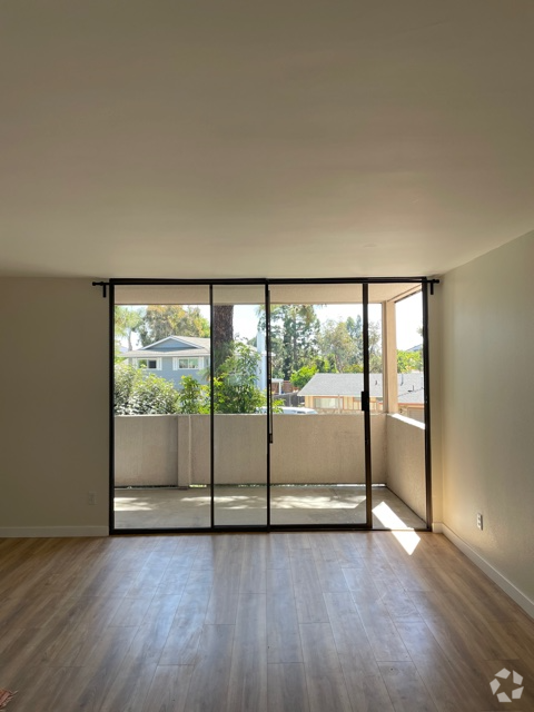 Building Photo - 6194 Agee St Rental